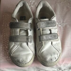 Kids sneakers for comfort & style. Worn with tutu skirt or leggings, long walks